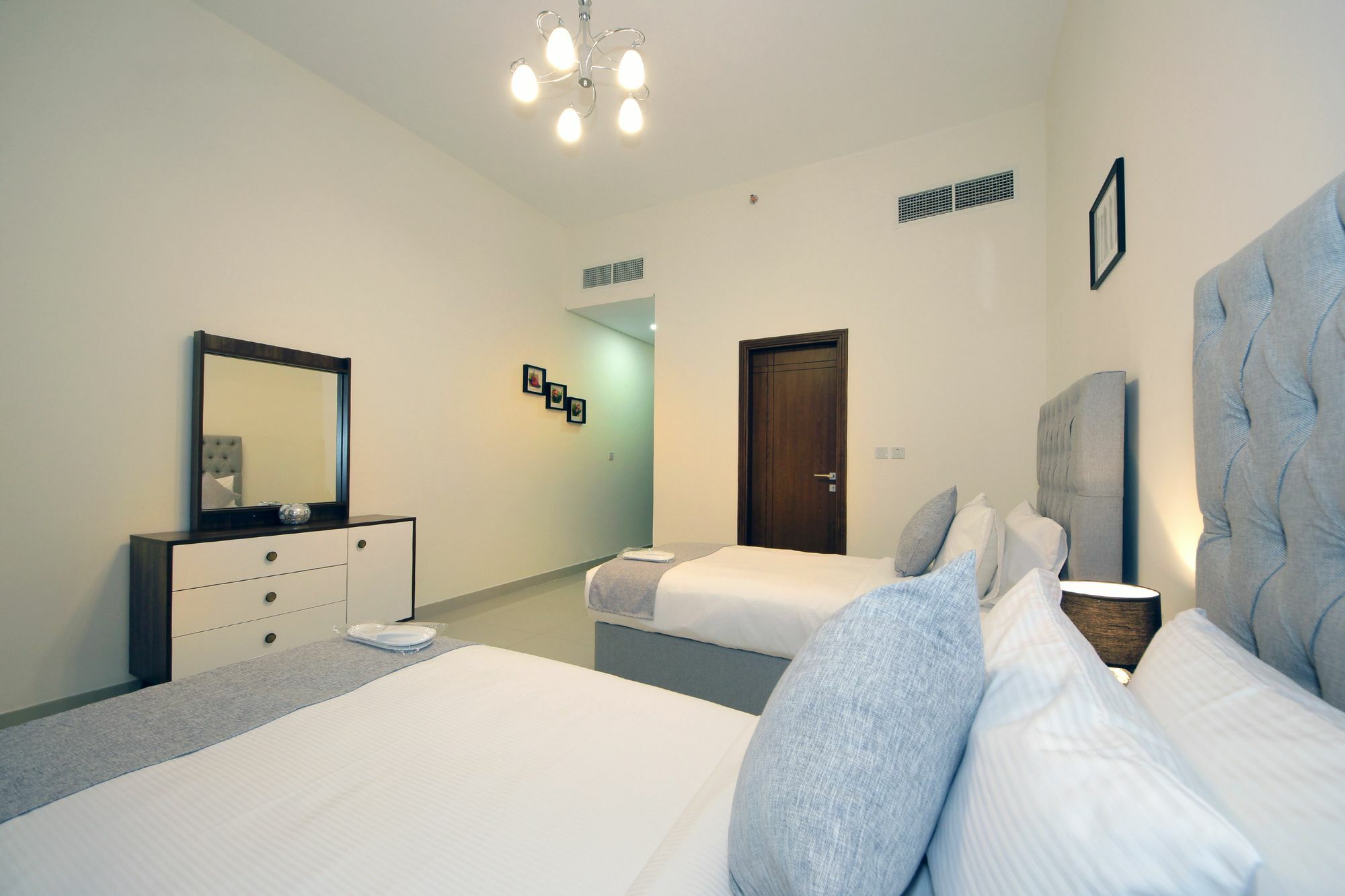 Spacious 2 Bedroom In Al Telal 11, Al Barsha 1 迪拜 外观 照片