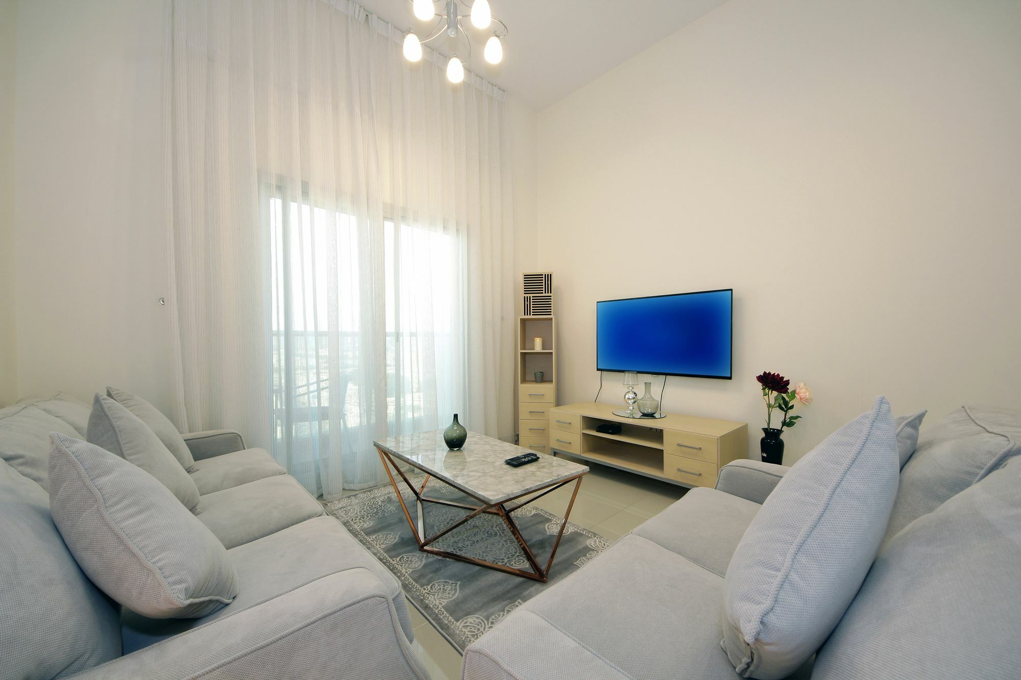 Spacious 2 Bedroom In Al Telal 11, Al Barsha 1 迪拜 外观 照片