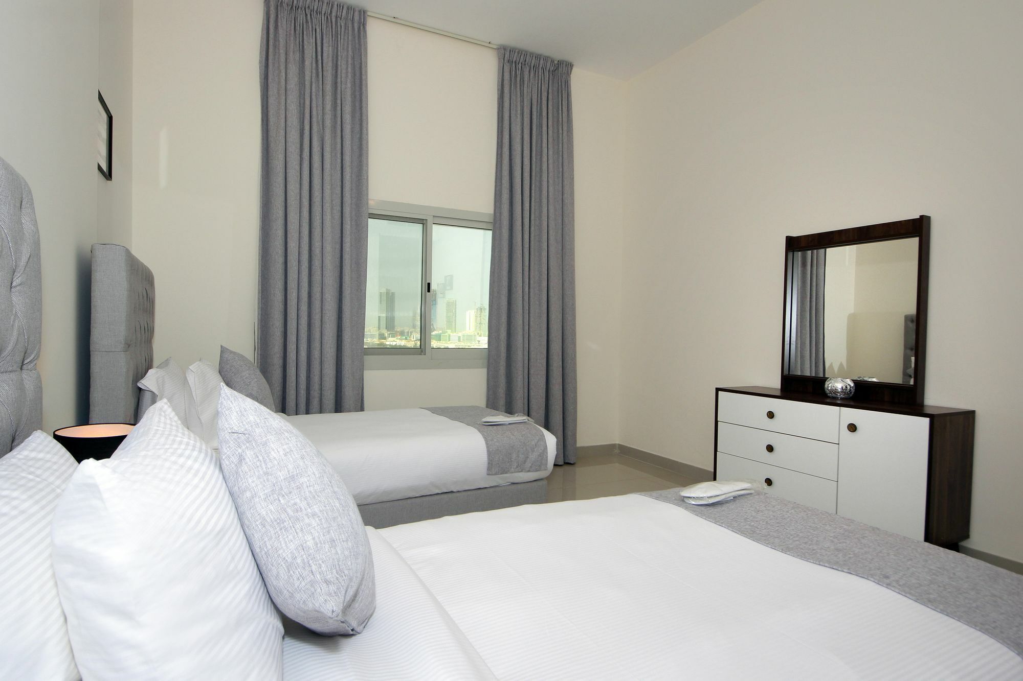 Spacious 2 Bedroom In Al Telal 11, Al Barsha 1 迪拜 外观 照片