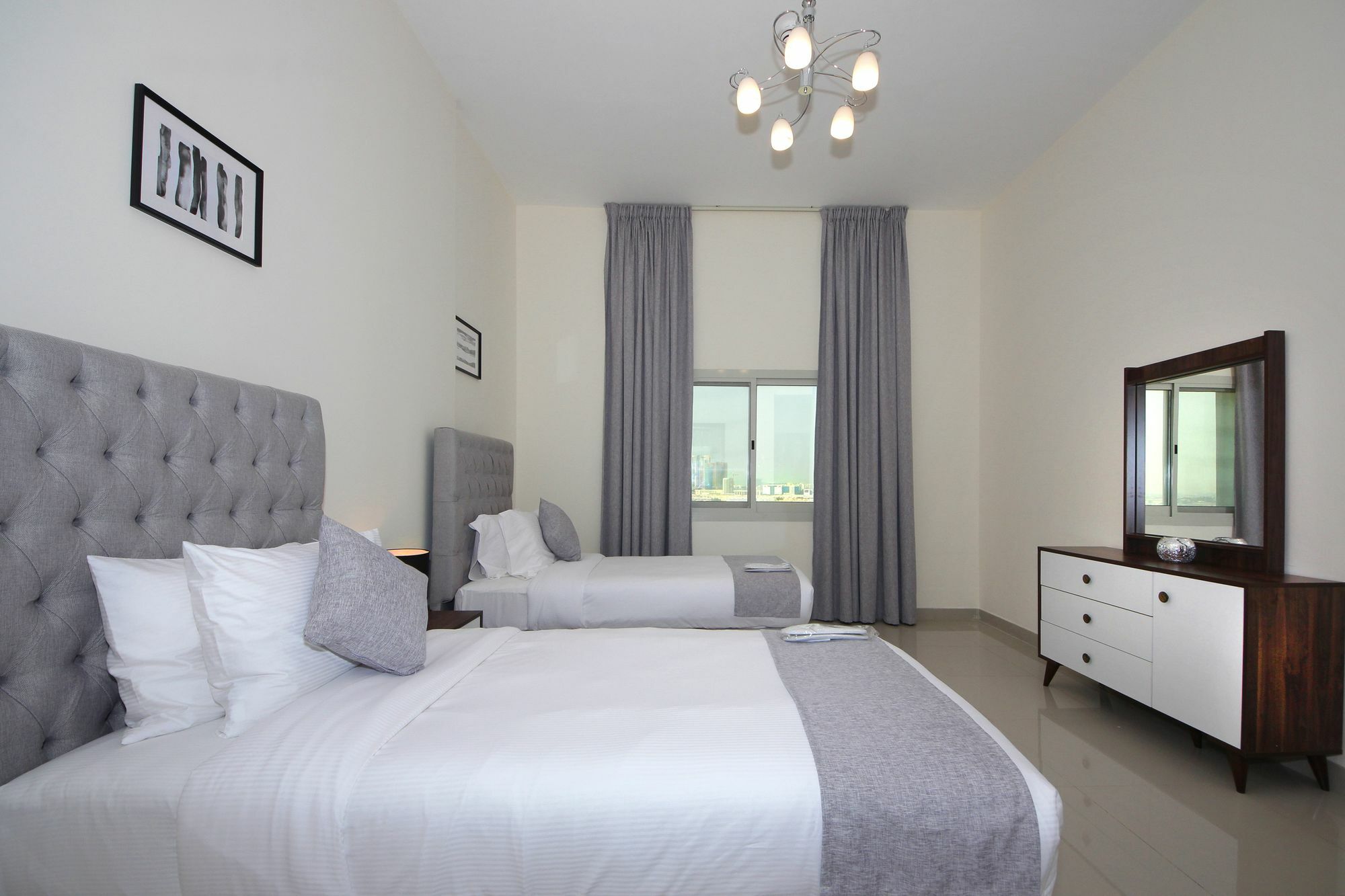 Spacious 2 Bedroom In Al Telal 11, Al Barsha 1 迪拜 外观 照片