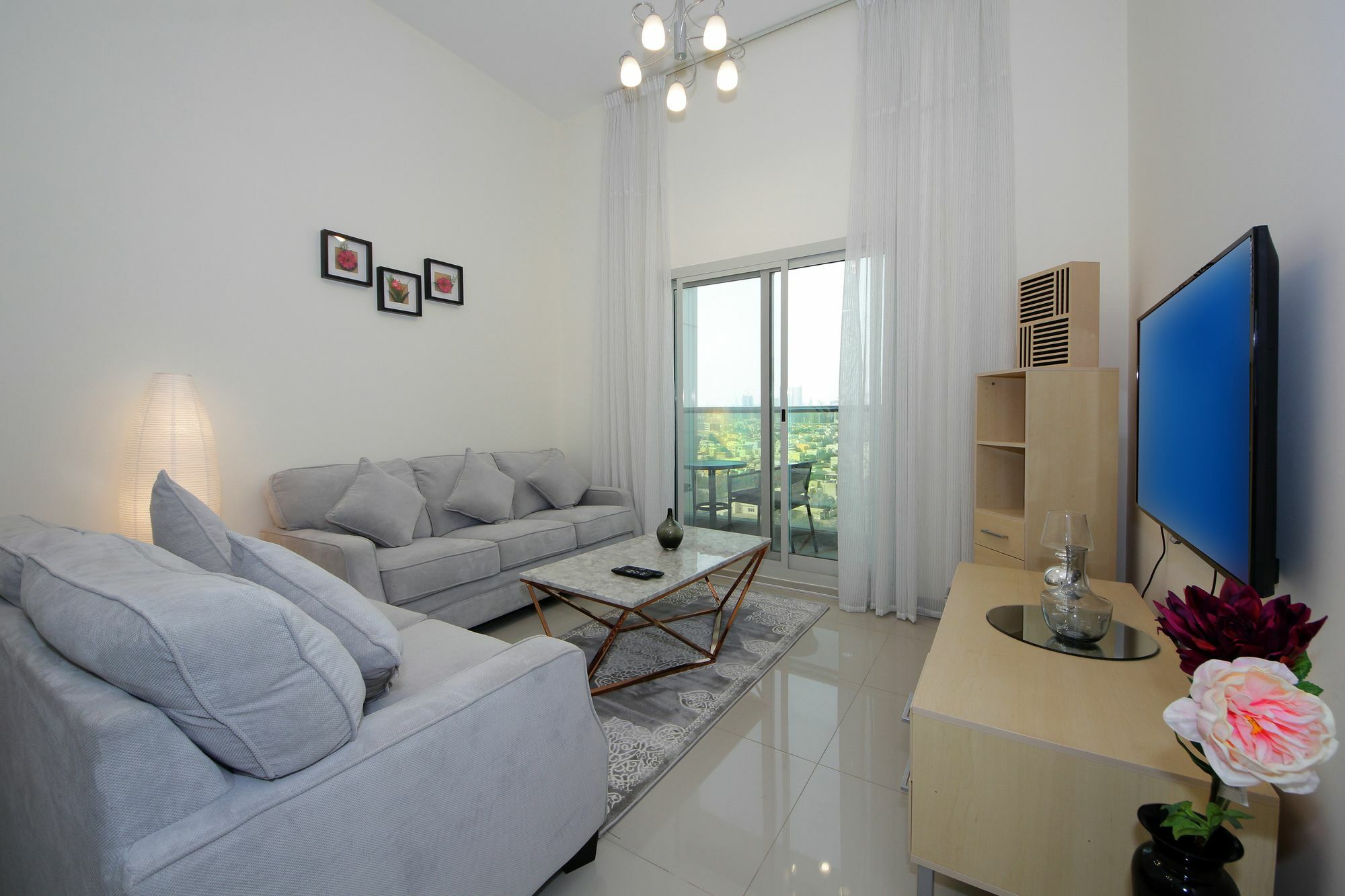 Spacious 2 Bedroom In Al Telal 11, Al Barsha 1 迪拜 外观 照片