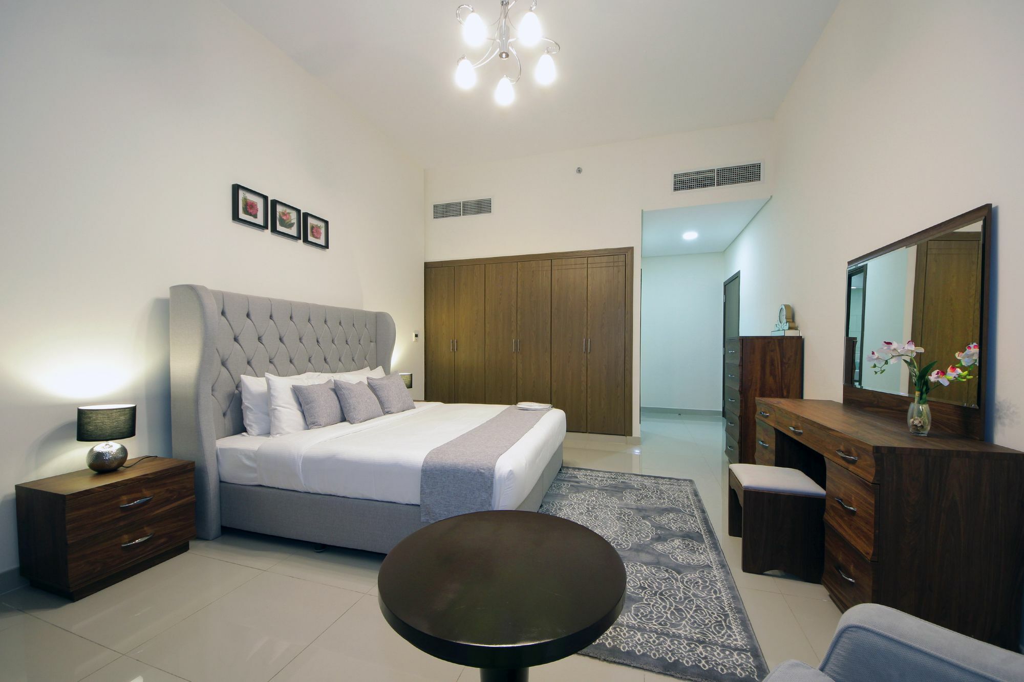 Spacious 2 Bedroom In Al Telal 11, Al Barsha 1 迪拜 外观 照片