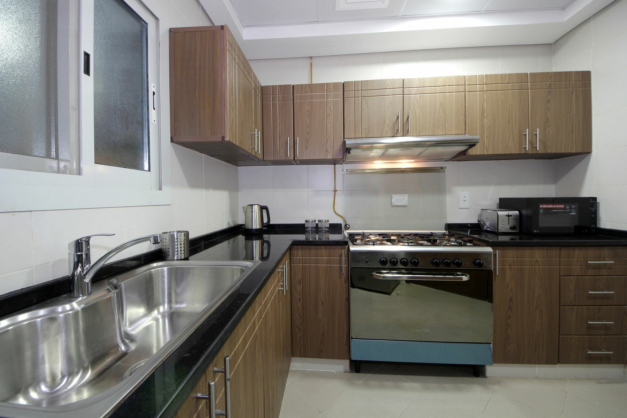 Spacious 2 Bedroom In Al Telal 11, Al Barsha 1 迪拜 外观 照片