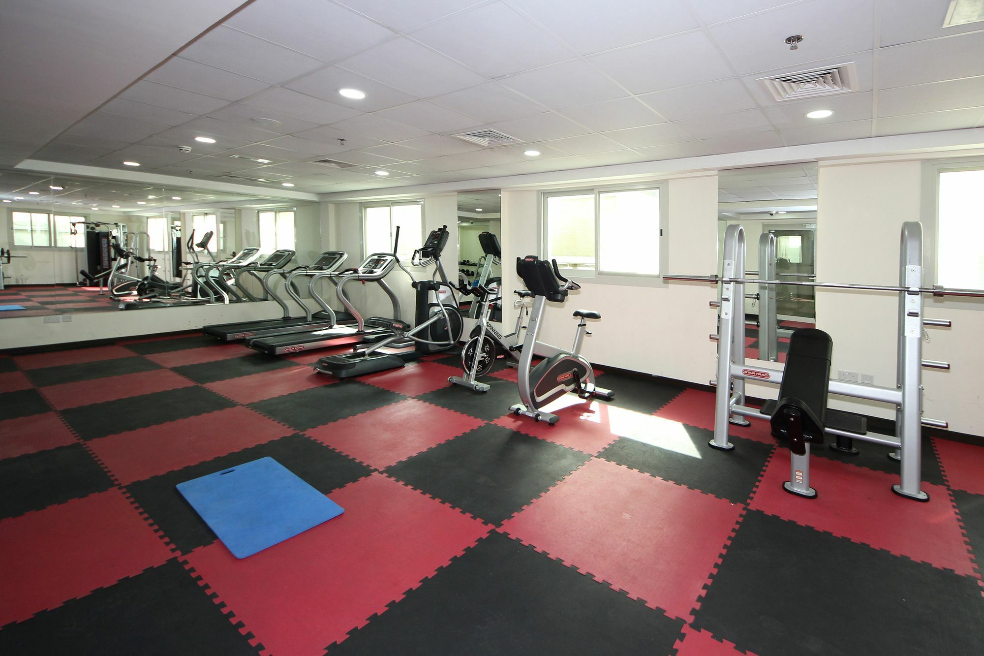 Spacious 2 Bedroom In Al Telal 11, Al Barsha 1 迪拜 外观 照片