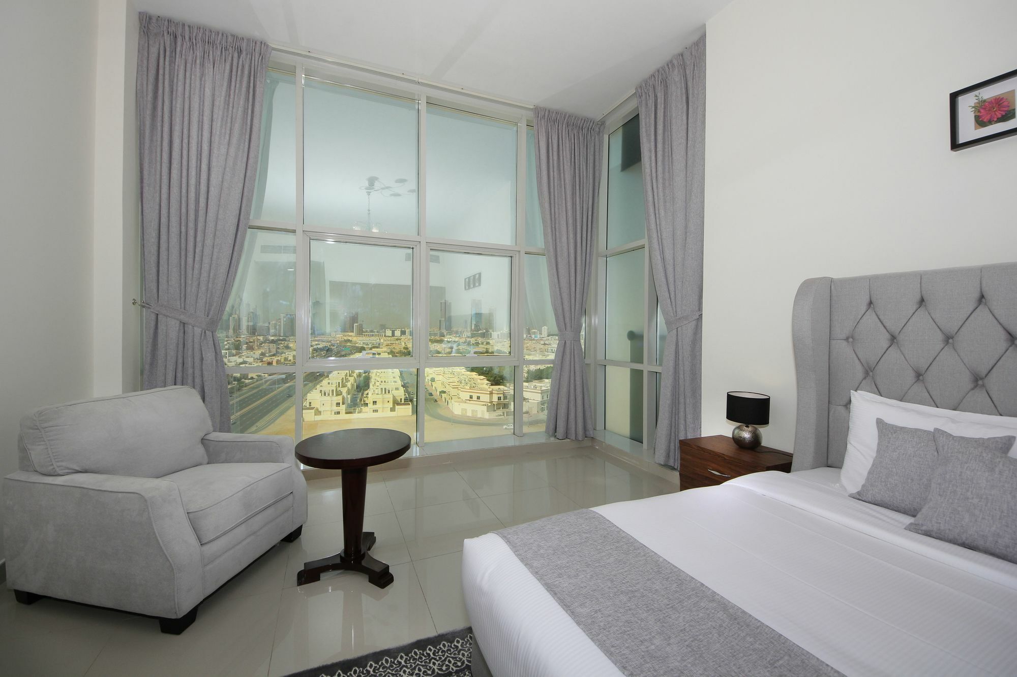 Spacious 2 Bedroom In Al Telal 11, Al Barsha 1 迪拜 外观 照片